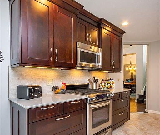 3rd image of 3687 Princeton Pl #20