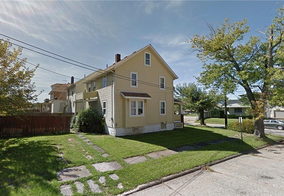 2nd image of 2707 Apple Ave