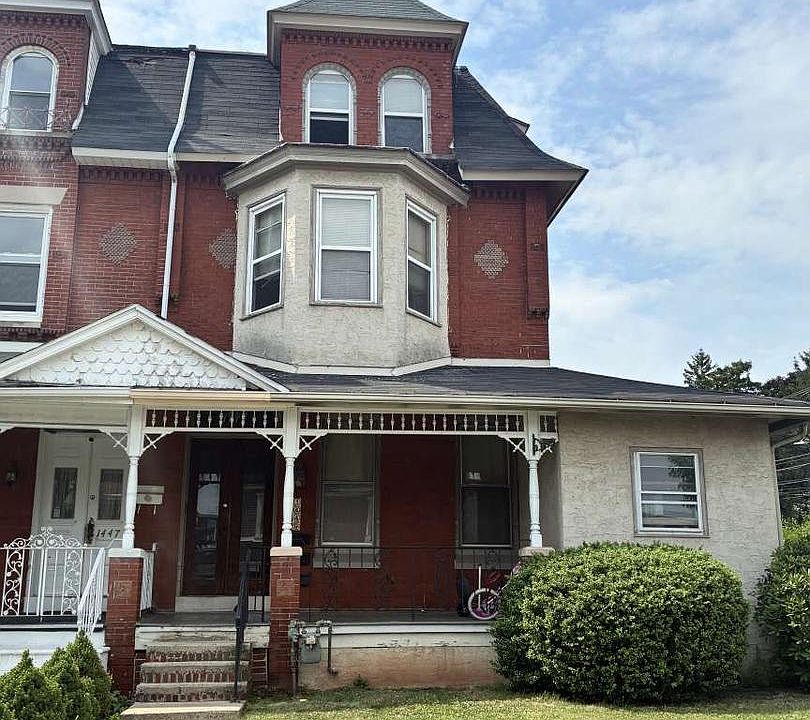1st image of 1449 Powell St