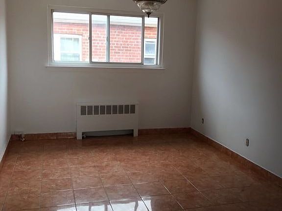 3rd image of 2597 Lurting Ave #2nd
