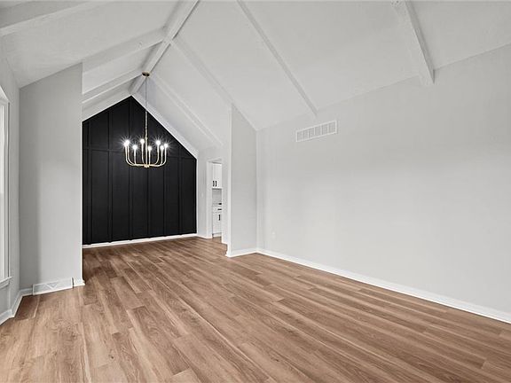 4th image of 10021 Knox Dr