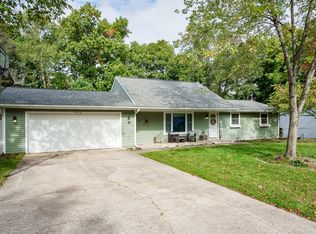 1943 Lake Breeze Dr, Holland, MI 49424