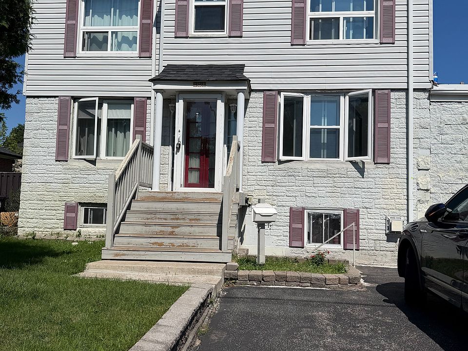 1st image of 983 Victoria Park Ave Floor 2