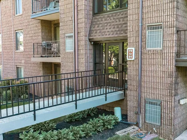 81 Oakridge Dr, Langhorne, PA 19047
