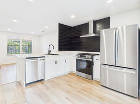 1411 Gracy Farms Ln, Austin, TX