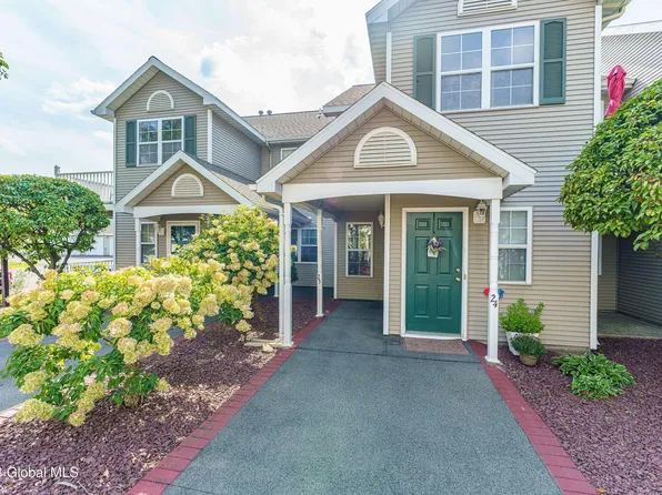 23 Coralberry Court, Albany, NY 12203