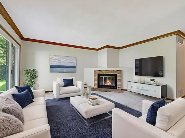 3551 Blue Jay Way APT 107, Eagan, MN 55123