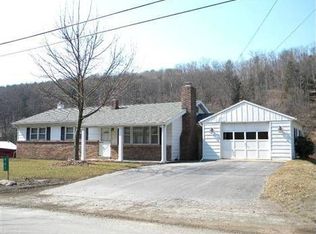 961 Beaver Lake Rd, Hughesville, PA 17737