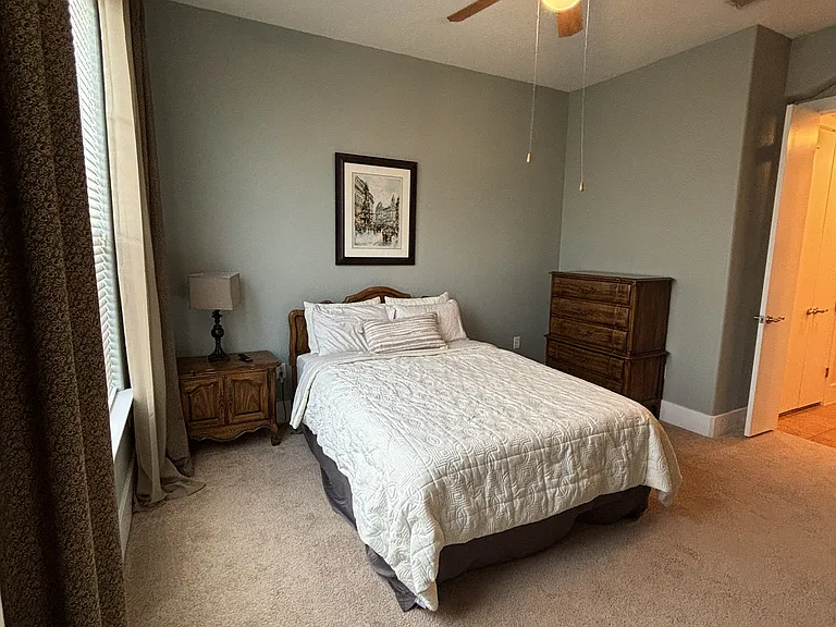 Guest bedroom