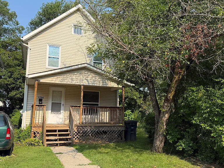 1294 Moore St — Photo 10