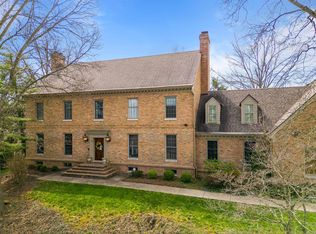 191 Camelot Dr, Huntington, WV 25701