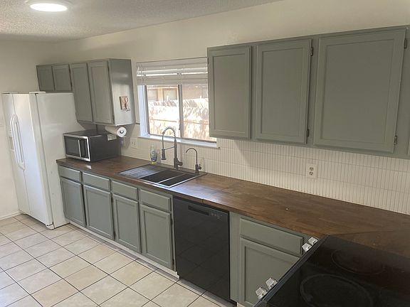 5th image of 523A Luther Dr #A