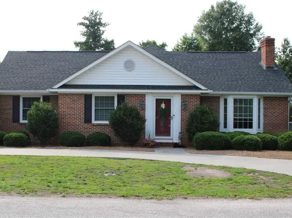 102 N Lexington Ave, Lake City, SC 29560