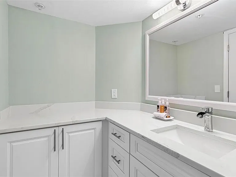 1660 Gulf Blvd #607 — Photo 28