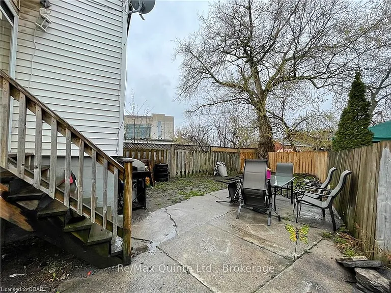 218 Coleman St — Photo 3