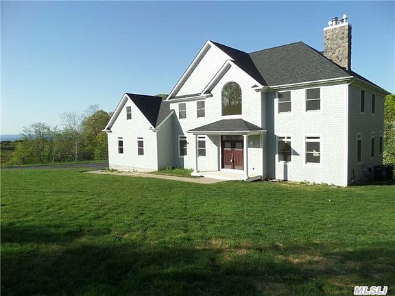 3rd image of 40 Seabreeze Dr