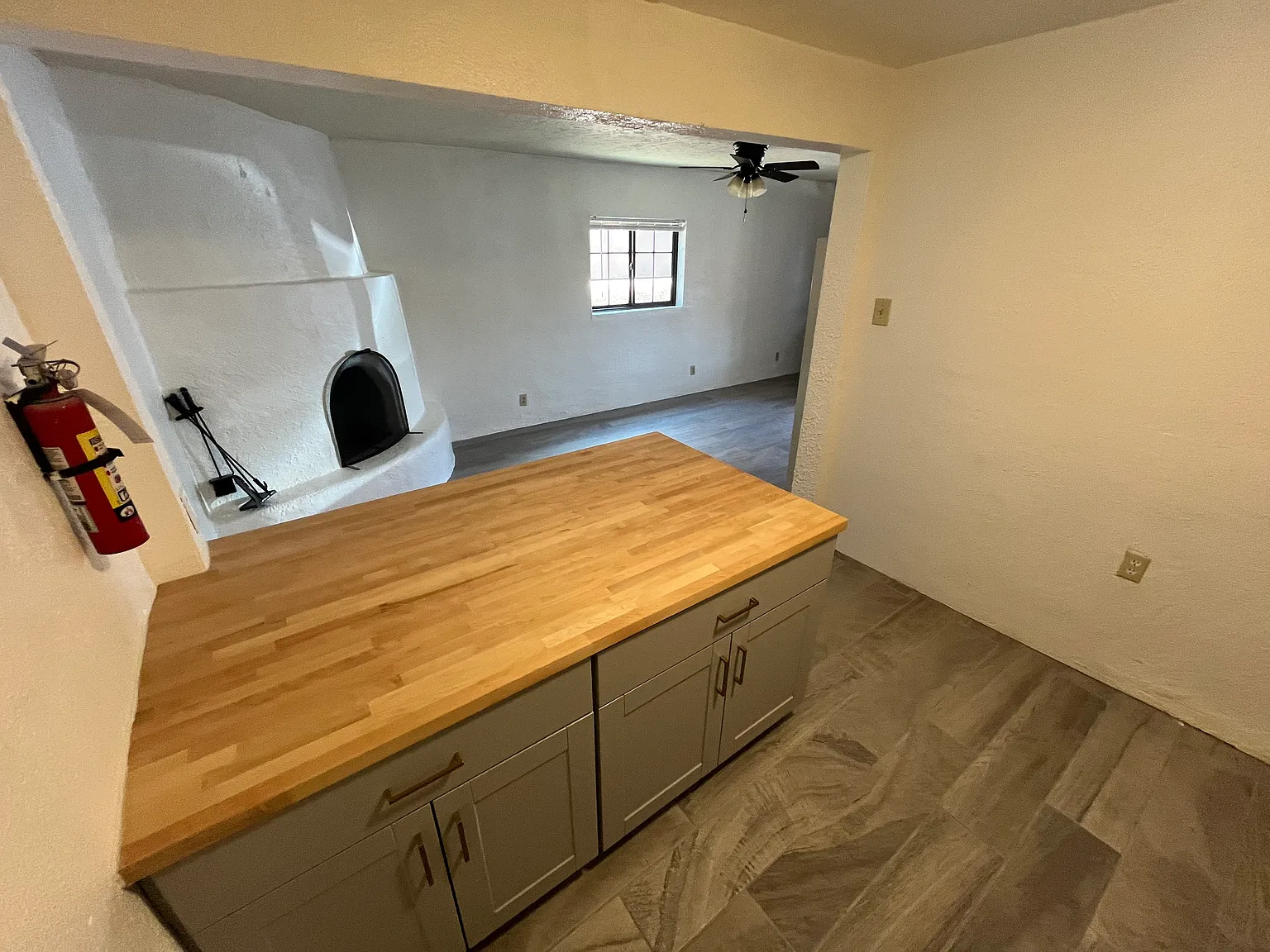 755 Dunlap St — Photo 3