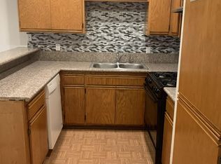 900 E Lomita Ave #204, Glendale, CA 91205