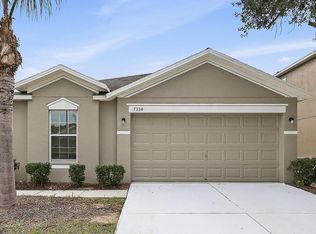 7334 Lumber Port Dr, Ruskin, FL 33573