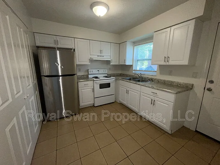 513 Choctaw Ave — Photo 6