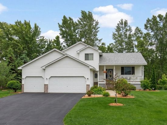 6141 151st St N, Hugo, MN 55038