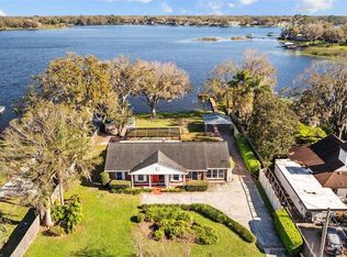 14103 Lake Magdalene Blvd, Tampa, FL 33618