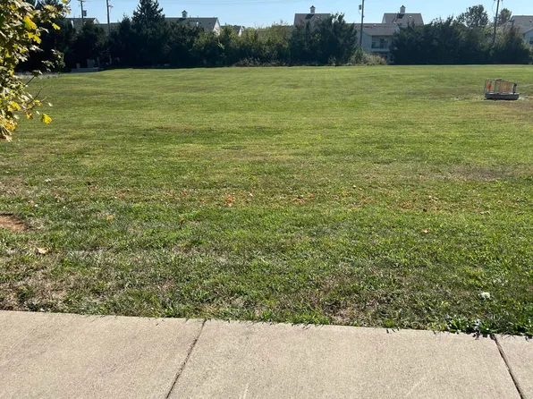3154 Mapleleaf Dr, Lexington, KY 40509