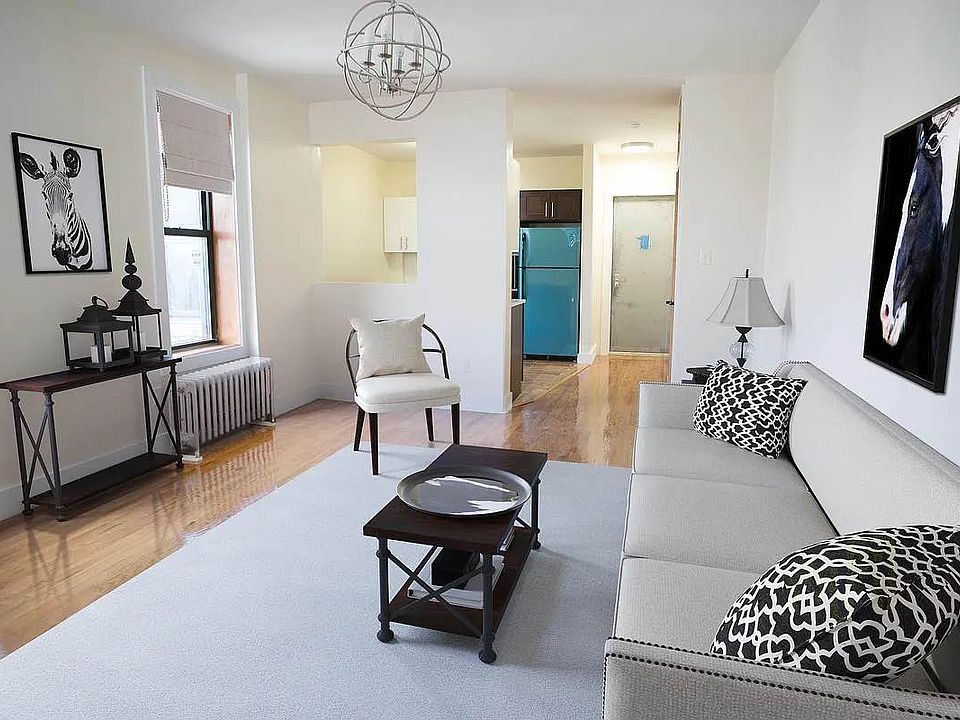 1st image of 60 Clarkson Ave #1O