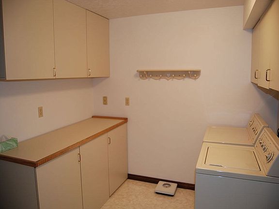 Laundry Room with lots of cabinet space