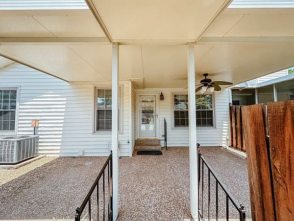 2nd image of 2120 River Chase Dr