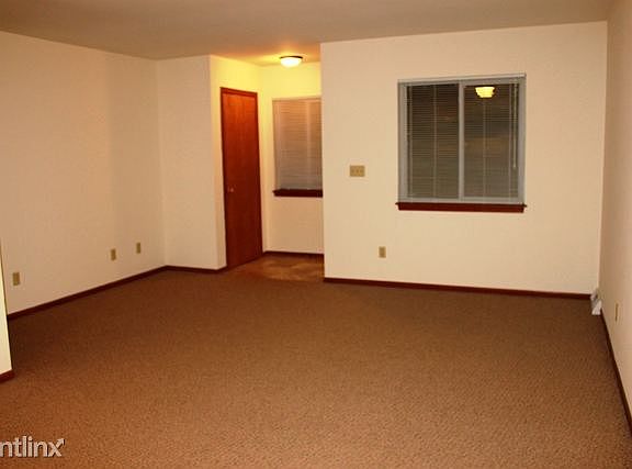 534 Partridge Living room view 2