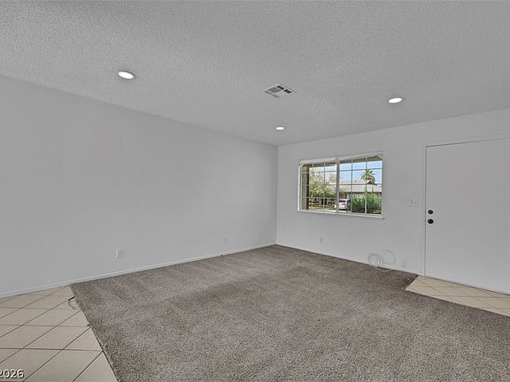 5th image of 45 Sabino Cir