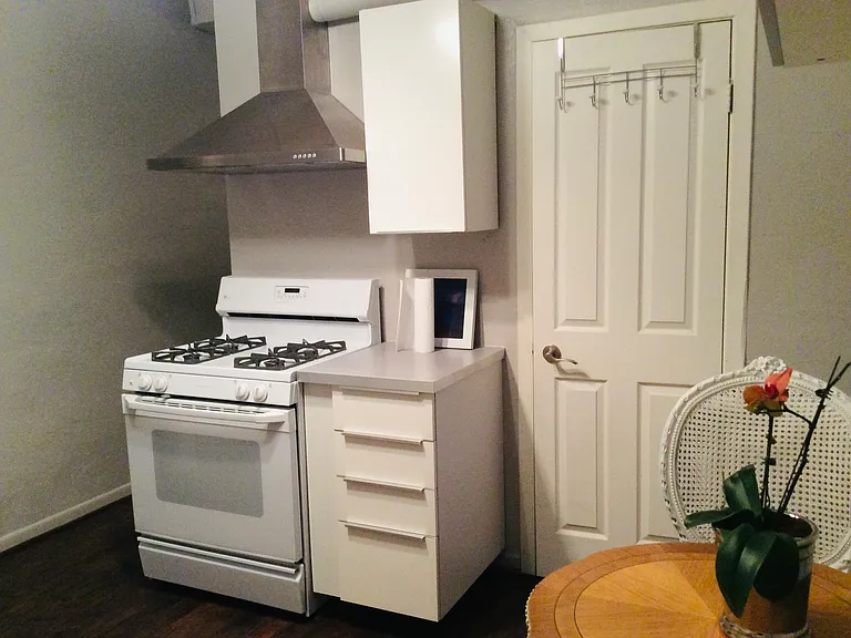 3265 S Archer Ave #2C — Photo 6