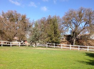 1805 Geneseo Rd, Paso Robles, CA 93446