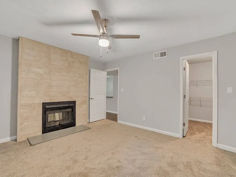 Decatur Flats — Photo 12