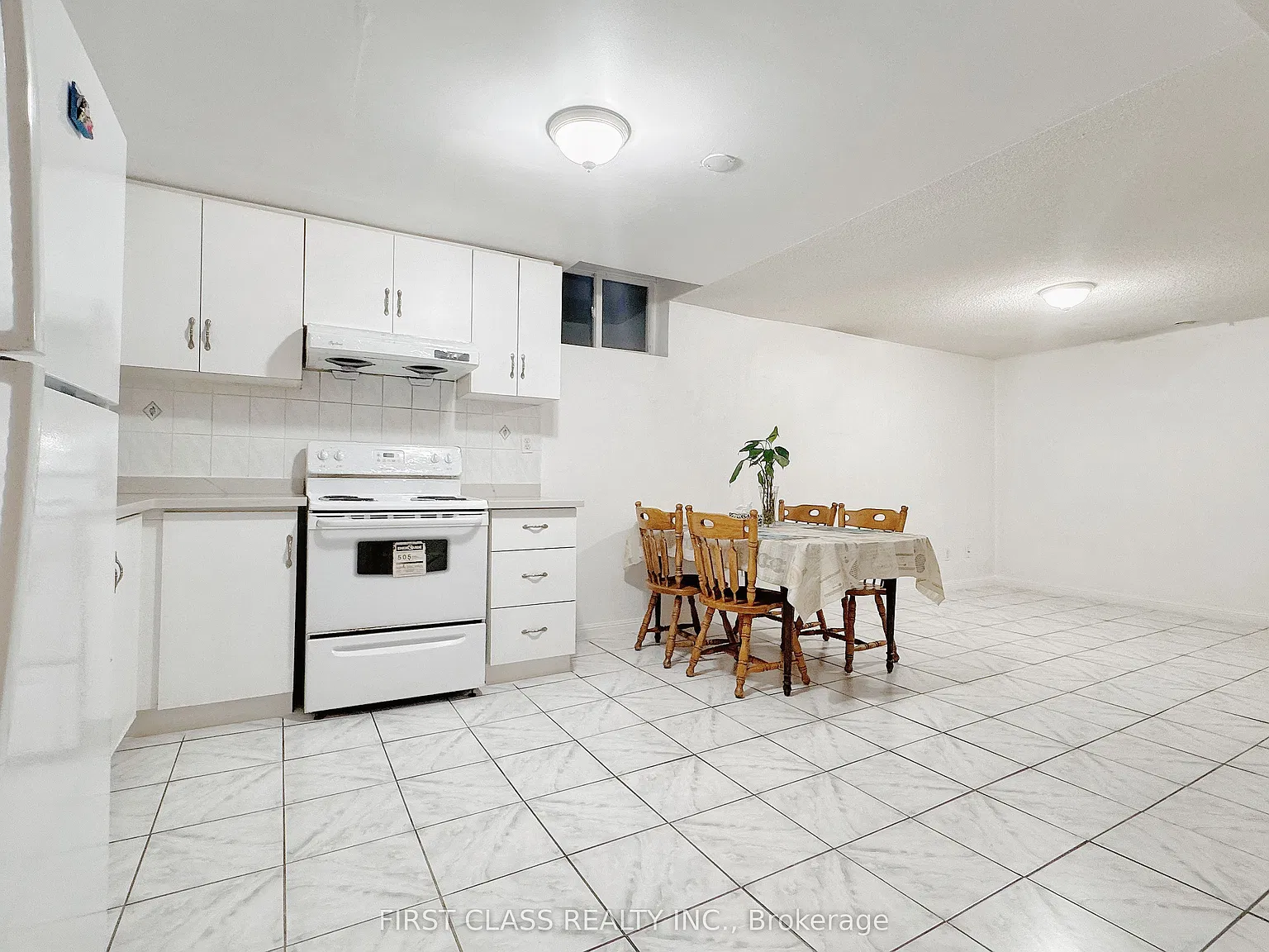 2 bed, $1,600 — Photo 3