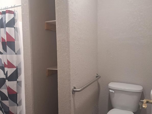 306 Hornbeck Ave #207, Mena, AR 71953