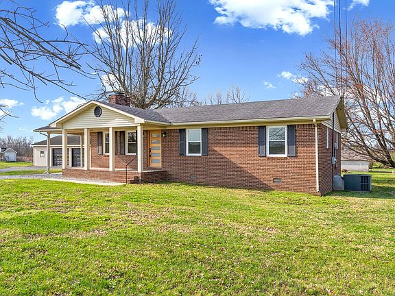 3rd image of 7777 Pembroke Rd