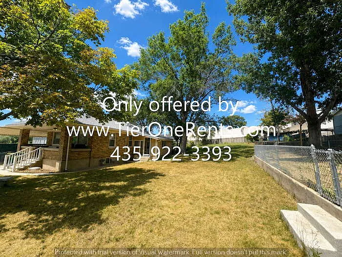 294 W 1200th St N — Photo 19