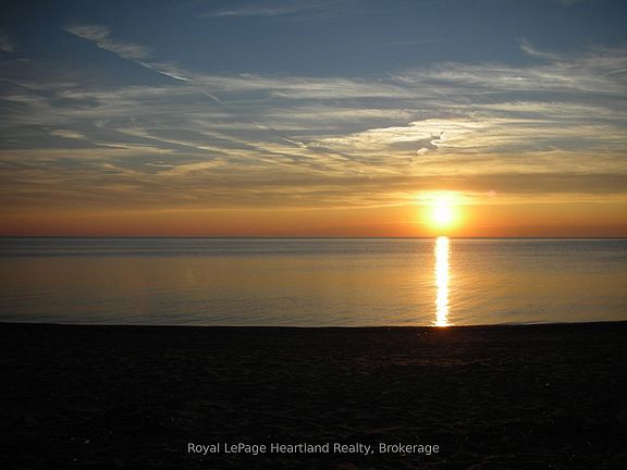 3rd image of 75 Victoria Beach Rd