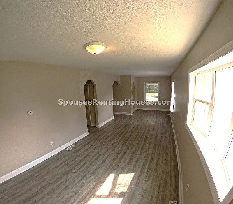 2 bed, 1.5 bath, $1,050 — Photo 3