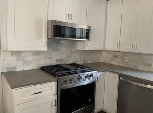 280 Davis Ave #B, Greenwich, CT 06830
