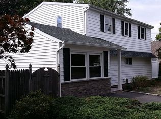 12 Forest Ln, Westbury, NY 11590