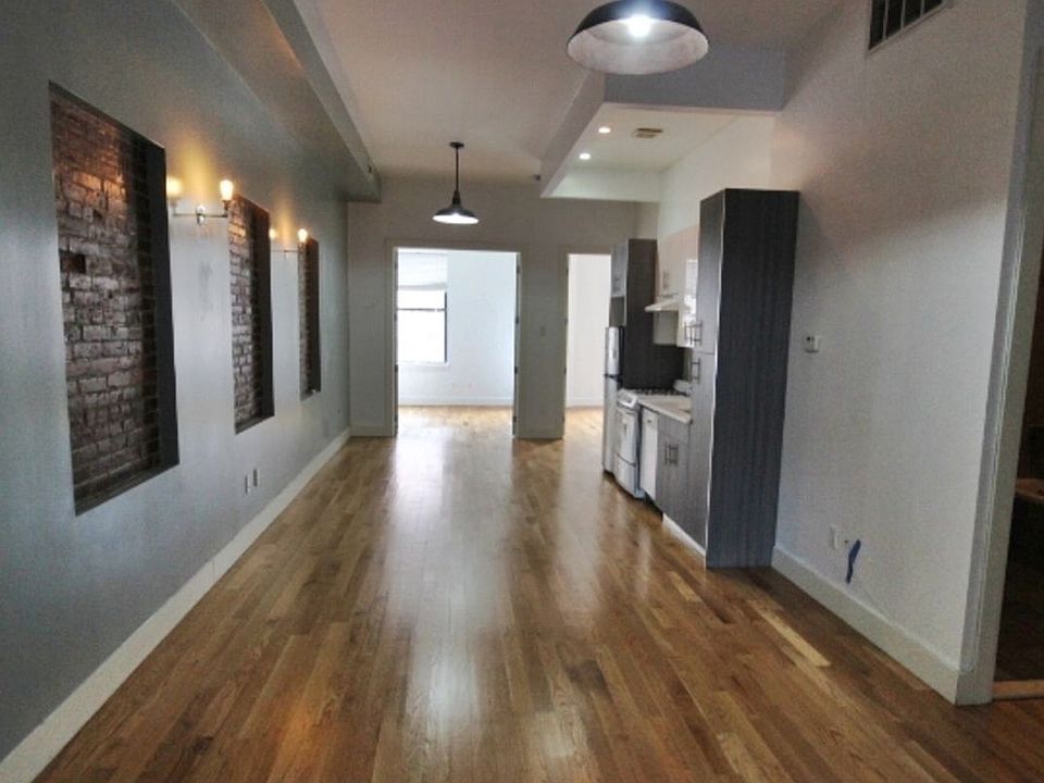 1st image of 312 Bedford Ave #2R