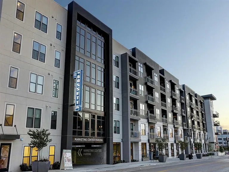 The Gossett on Church — Photo 2