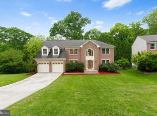 6832 Compton Heights Cir, Clifton, VA 20124