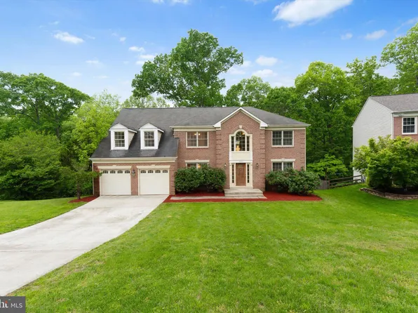 6832 Compton Heights Cir, Clifton, VA 20124