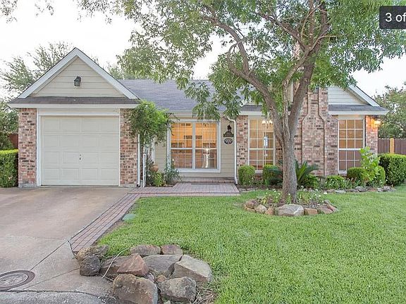 5th image of 2920 Mulberry Ln