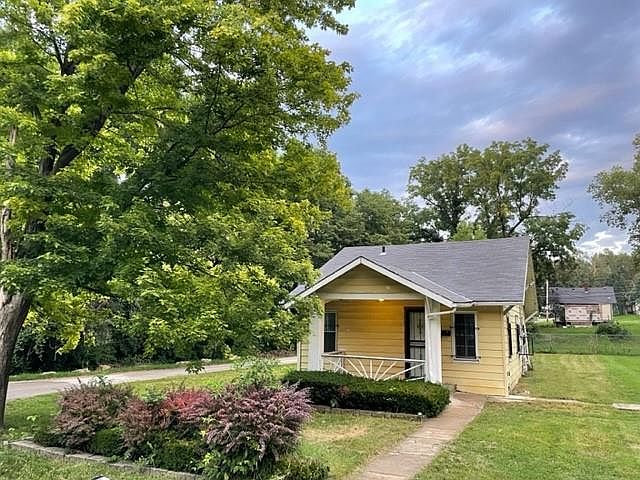 1st image of 5817 Bellefontaine Ave