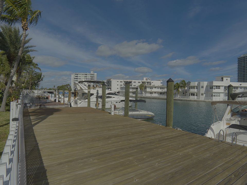 1st image of 6881 Bay Dr APT 14